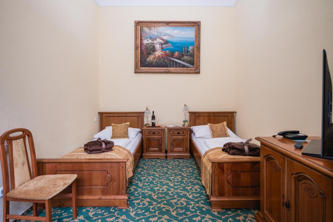City Hotel Unio Superior Budapest Luaran gambar