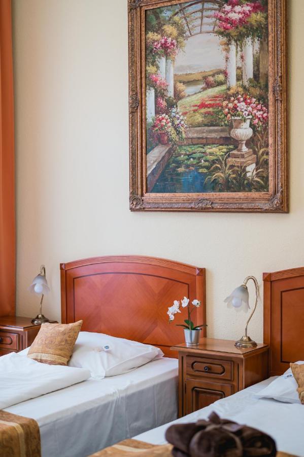 City Hotel Unio Superior Budapest Luaran gambar